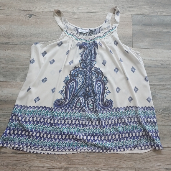 Emma G Top - Picture 7 of 11